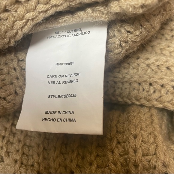 Altar'd State Forever Flurry Tan Faux Fur Collar Cardigan Sweater Size Small - Picture 11 of 13